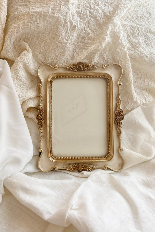 'Eleanor' Vintage Style Frame + Print Bundle | Your Choice of 5x7” Print